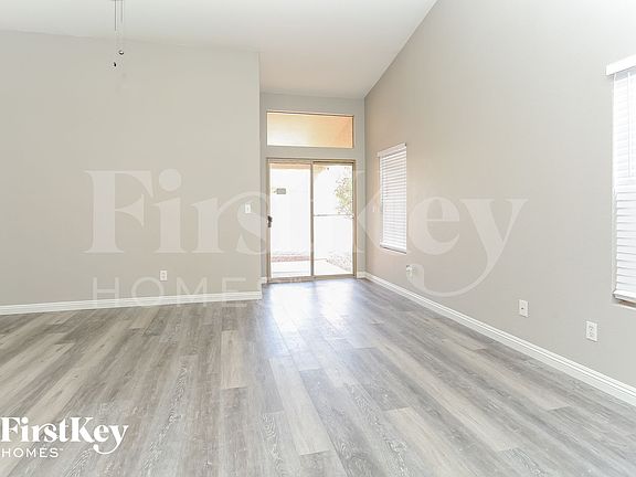 3rd image of 4517 Possum Berry Ln