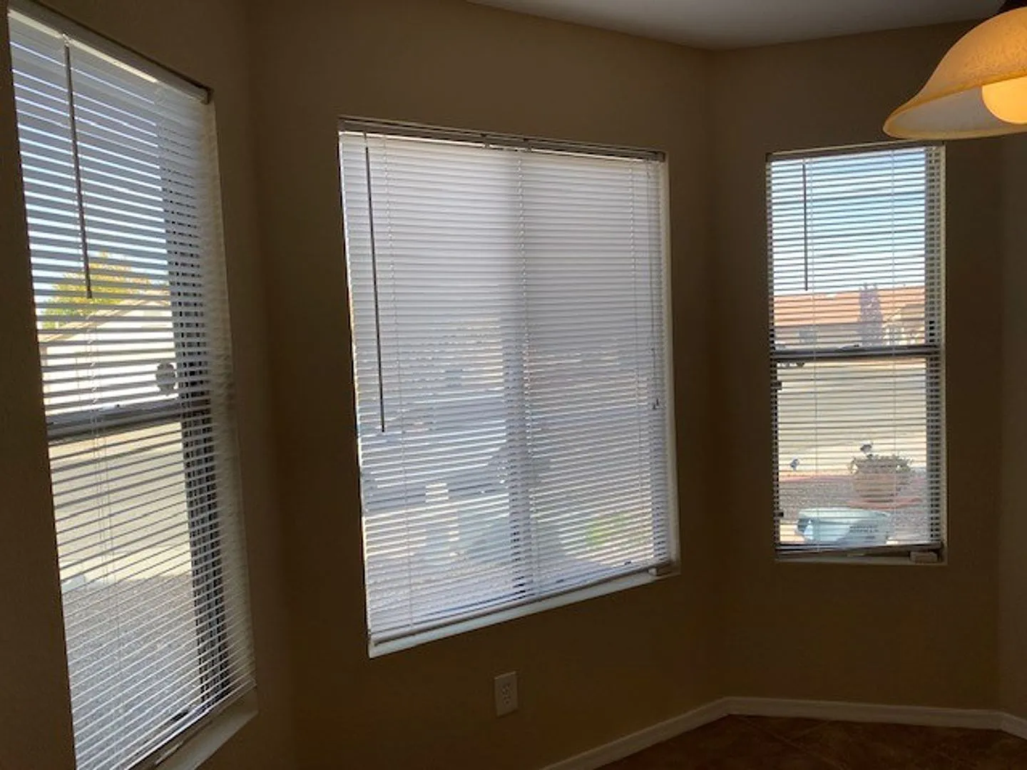 Great home in a nice neighborhood — Photo 2