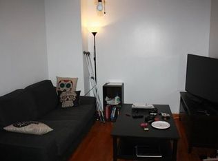 22 Thatcher St APT 3, Boston, MA 02113