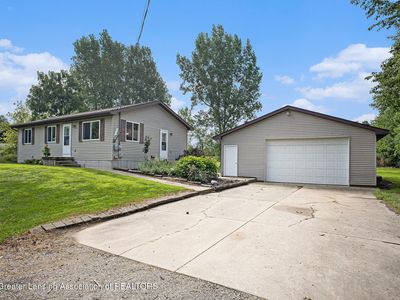 6766 E Spicerville Hwy, Eaton Rapids, MI, 48827