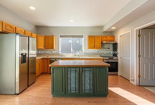4715 Paramount Pl Photo 1