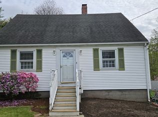 55 Sprague Ave, Lowell, MA 01852