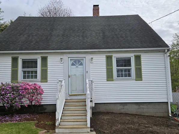 55 Sprague Ave, Lowell, MA 01852