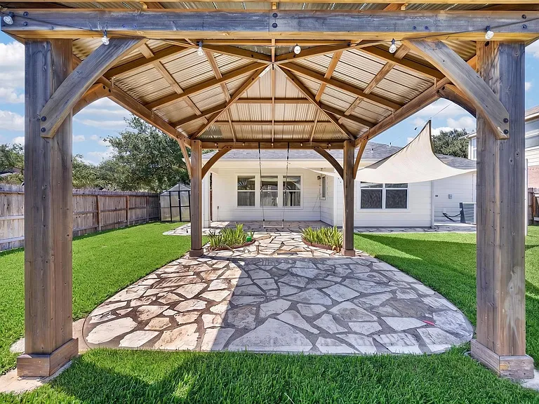 18211 Doral Rock Ct — Photo 46