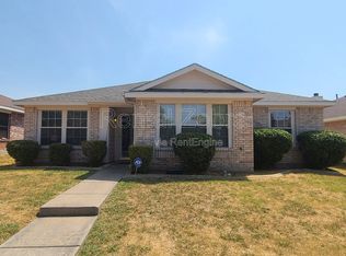 2736 Murphy Dr, Lancaster, TX 75134
