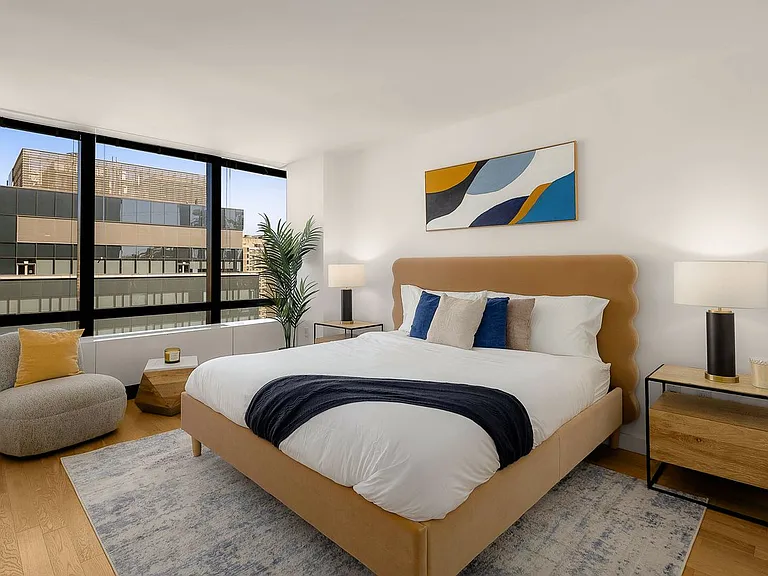 1113 York Ave #22E — Photo 8