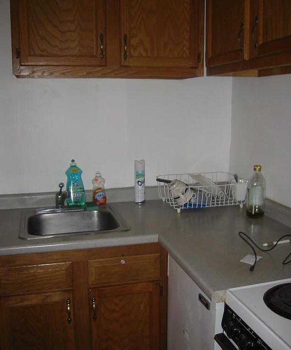 2nd image of 16 Wait St APT 1r