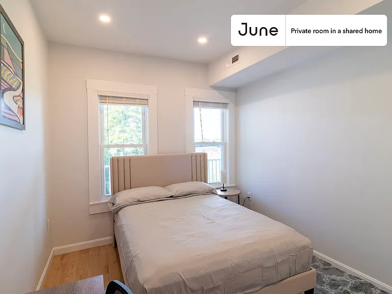90 Mount Vernon St #A — Photo 2