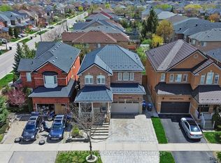3822 McDowell Dr, Mississauga, ON L5M 6X9