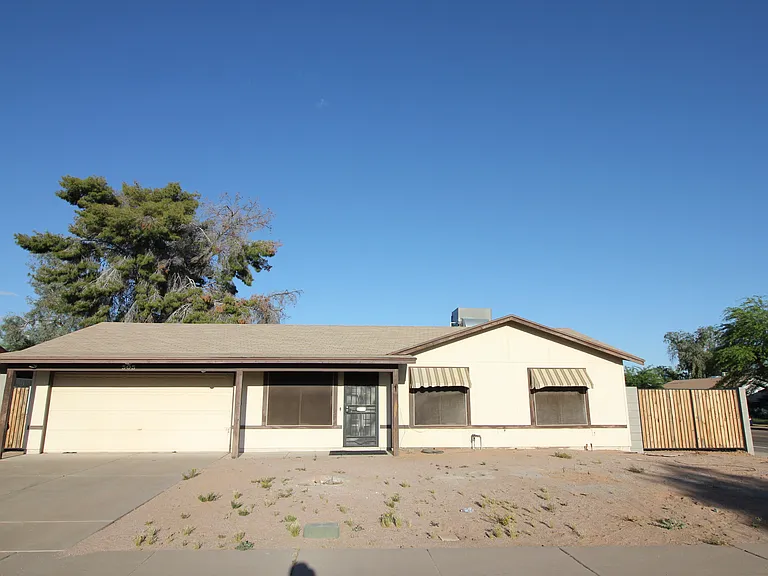 505 N Laveen Dr — Photo 1