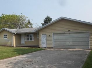 1591 E Cody Estey Rd, Pinconning, MI 48650