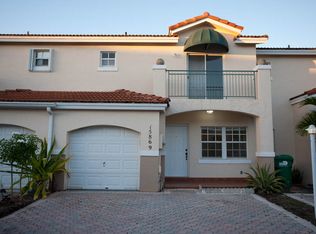 15869 SW 70th Ter, Miami, FL 33193