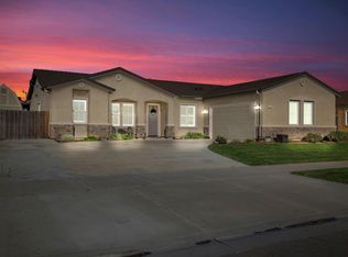 1077 Kelcie Dr, Ripon, CA 95366