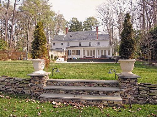 2nd image of 4 E Glenbrooke Cir