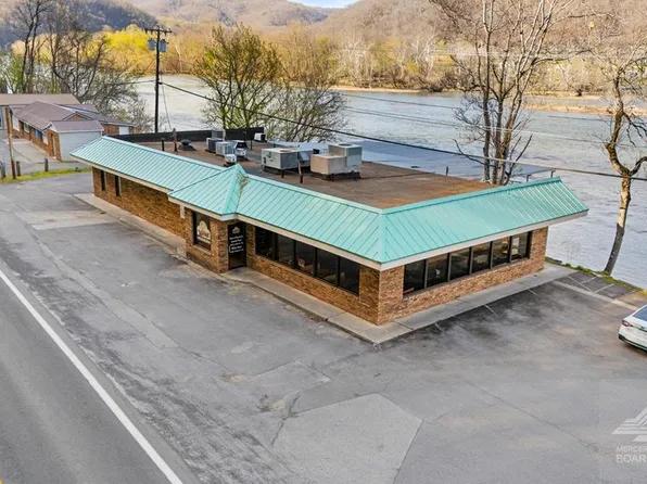 130 Bypass, Hinton, WV 25951