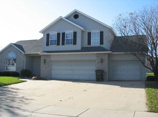 7707 Winston Dr NE, Cedar Rapids, IA 52402