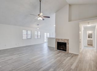 3210 Cliffview Dr, Corinth, TX 76210