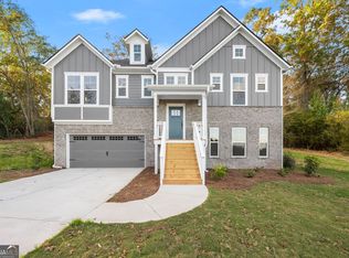 173 Sterling Meadows Dr, Demorest, GA 30535