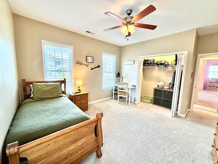 1901 Forest Ln — Photo 45