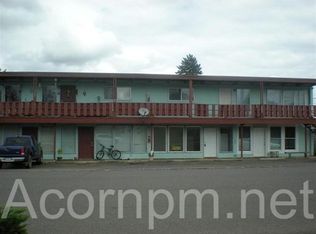 2 W F St APT 6, Creswell, OR 97426