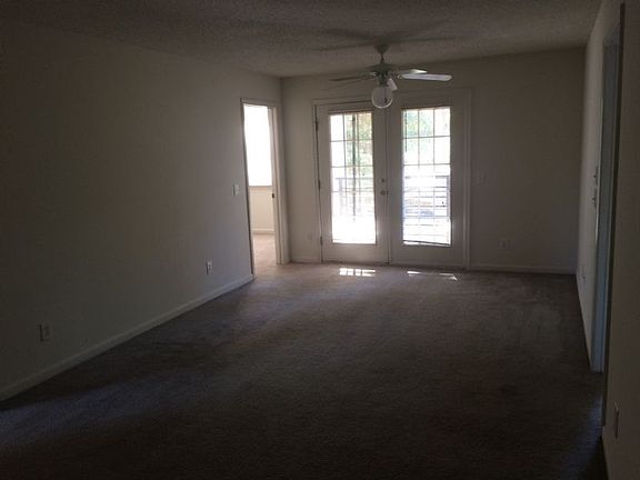 4th image of 334-6D E Brownlea Dr