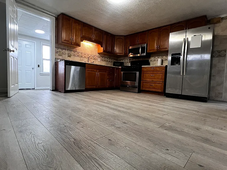 8309 Maxwell Ave — Photo 9