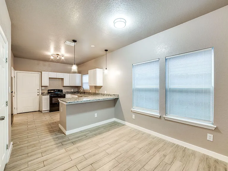 234 Gould St #102 — Photo 11