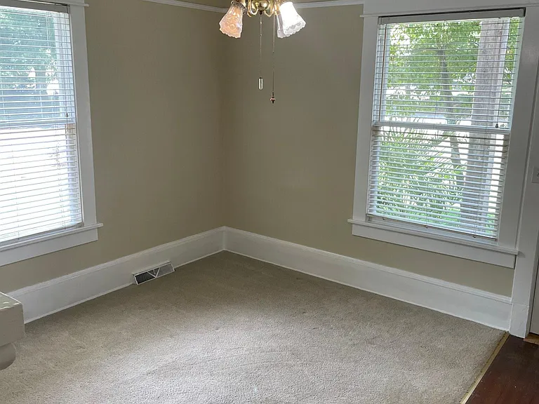 409 Boulevard #D — Photo 2