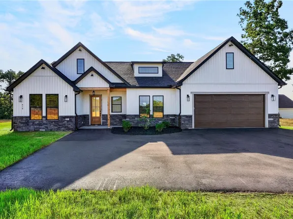 414 Blume Rd, Anderson, SC 29625