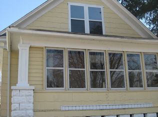 1231 11th St, Rock Island, IL