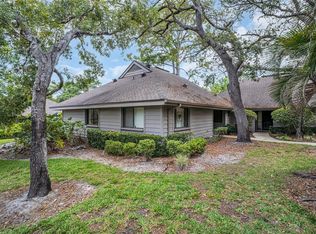 1001 Old Mill Pond Rd, Palm Harbor, FL 34683