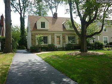 1st image of 545 Lake Forest Dr