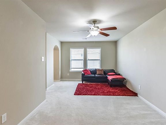 5th image of 8606 Sentosa Woods Ct