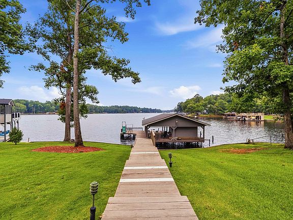 3rd image of 112A Bluegill Run