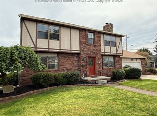 1 Wakefield Rd, Point Pleasant, WV 25550