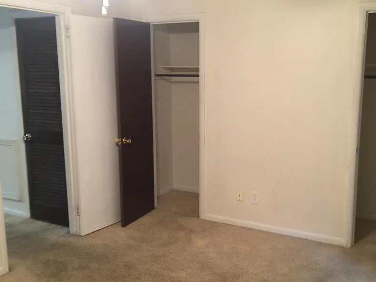 825 38th St S #10 — Photo 6