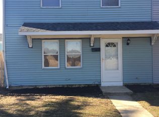 12 Linden Ct, Sicklerville, NJ 08081