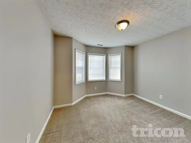 235 Red Maple Dr — Photo 12