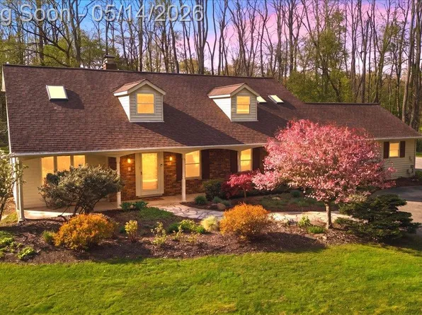 8765 Clement Rd, Clarkston, MI 48346