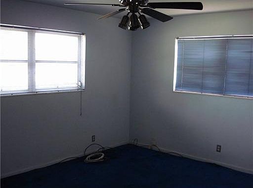 4th image of 820 NW 73rd Avenue
