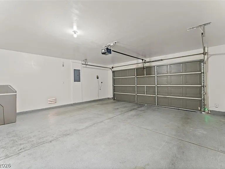 7660 Hope Valley St — Photo 18