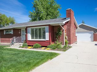 31 E Wicker Ln, Bountiful, UT 84010