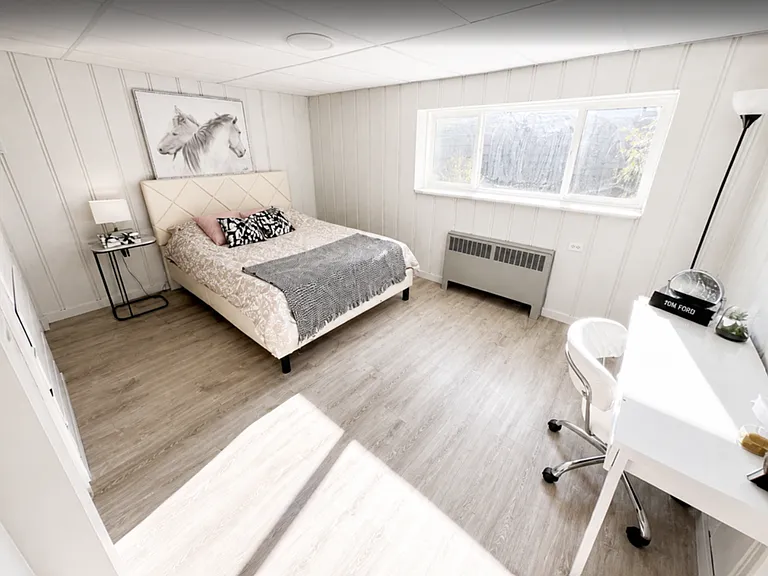 3155 Highland Blvd #7 — Photo 4