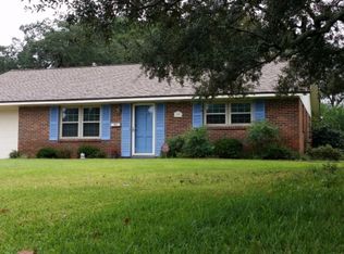 220 Hudson Dr NW, Fort Walton Beach, FL 32548
