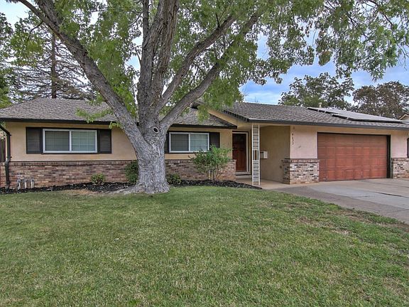 2nd image of 9633 La Nuez Dr