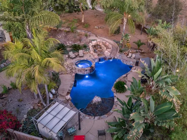 636 Ora Avo Dr, Vista, CA 92084