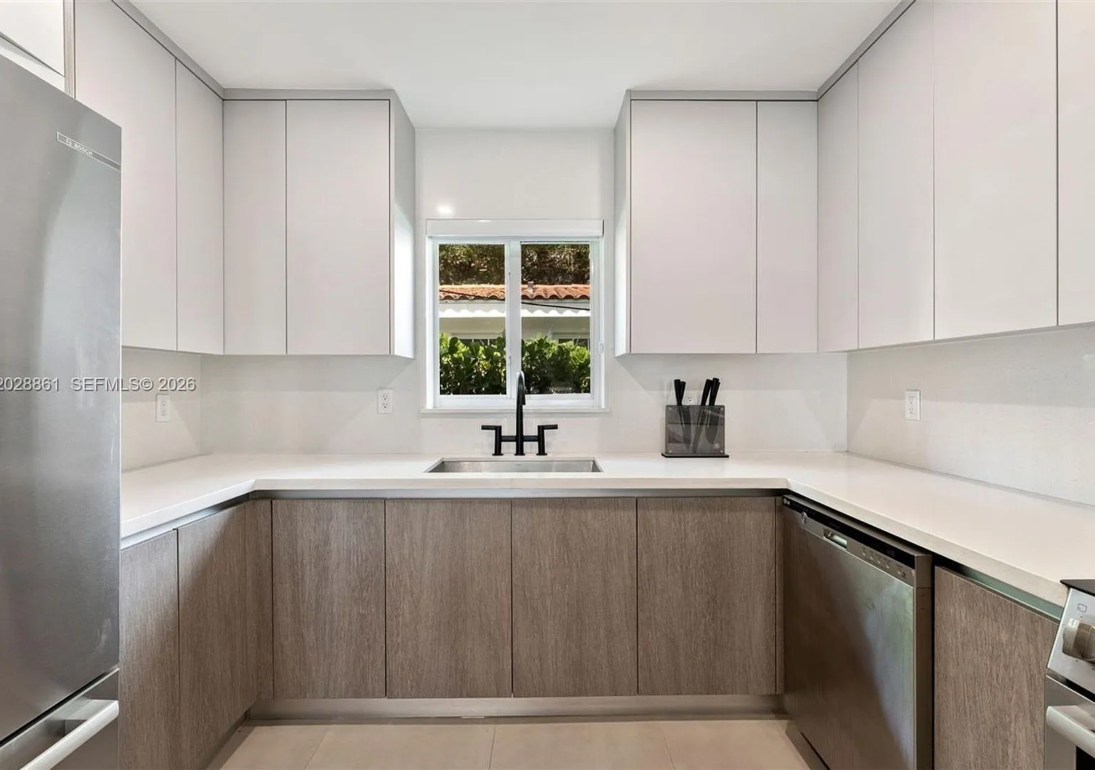 45 Palermo Avenue, Coral Gables, FL 33134 — Photo 2