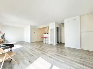 18545 Burbank Blvd APT 6, Tarzana, CA 91356