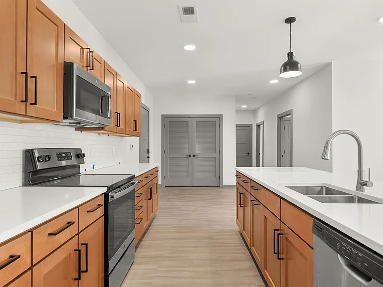 Red Oak Flats — Photo 16