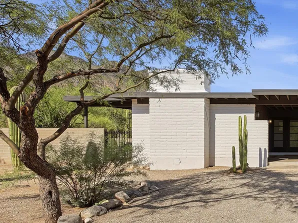 4055 E Alvernon Cir, Tucson, AZ 85718